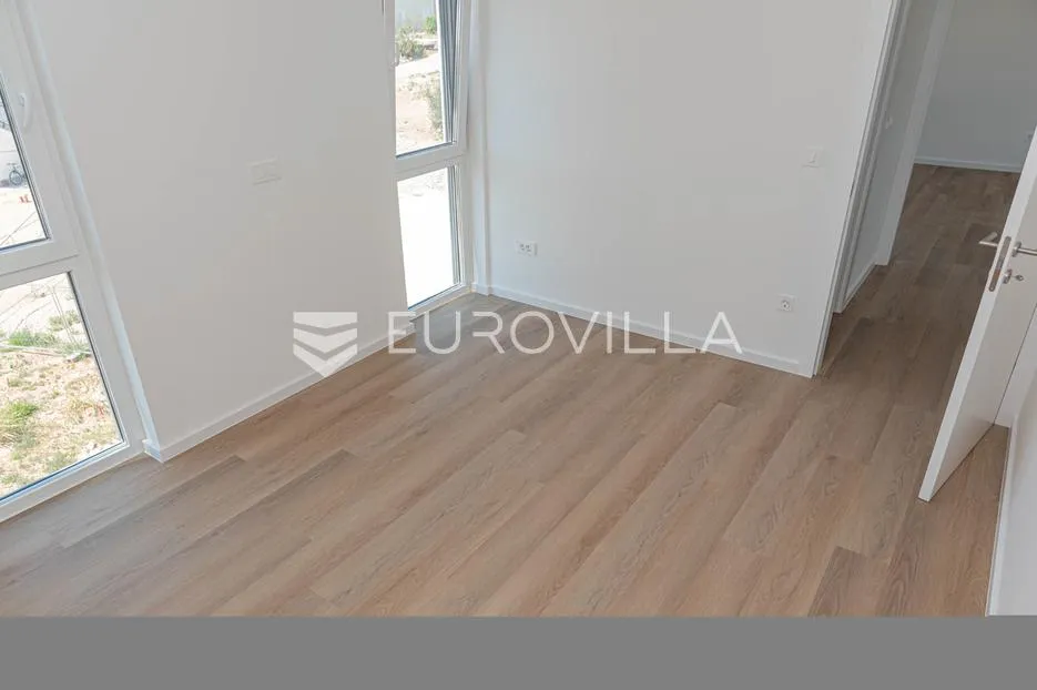tribunj, novogradnja, stan na drugom katu, 86,16 m² - slika 8