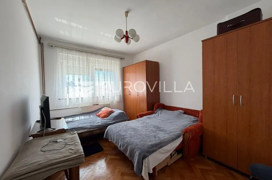 đakovo, centar, dvosoban stan na prvom katu, odlična lokacija - slika 9