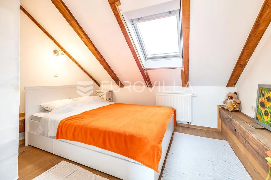 zagreb, centar, prostrani dvoetažni trosobni stan površine 107,5 m² - slika 8