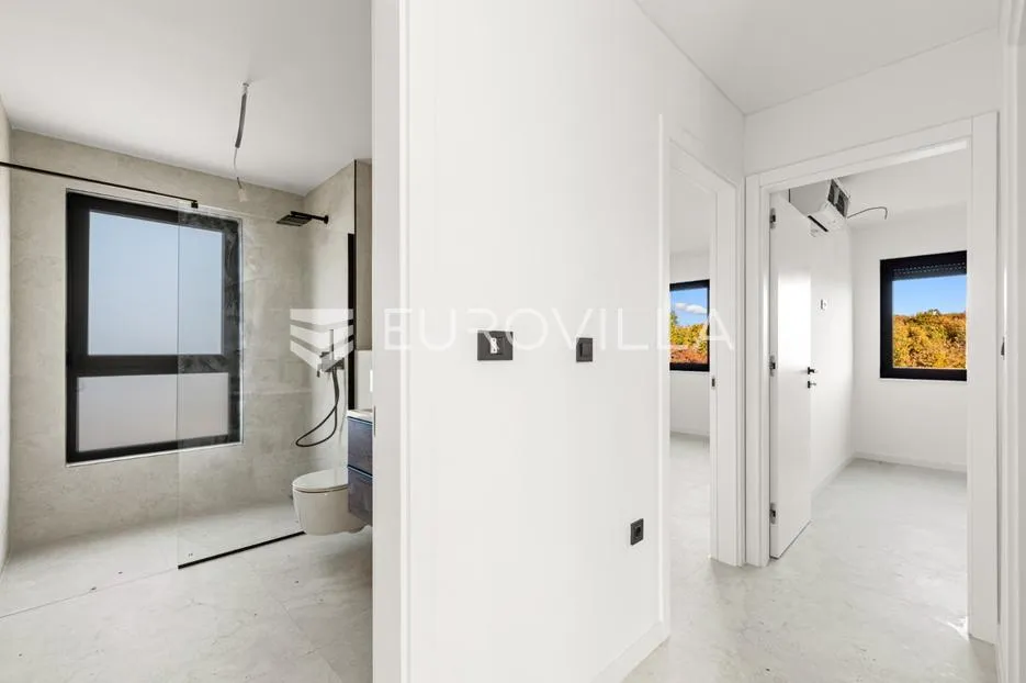 istra, poreč, novogradnja, prostrani penthouse sa krovnom terasom, odlična lokacija - slika 21