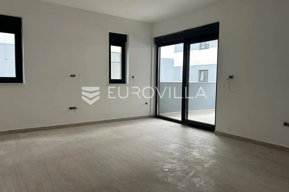 biograd na moru, dvosobni apartman u prizemlju površine 69,85 m² - slika 13