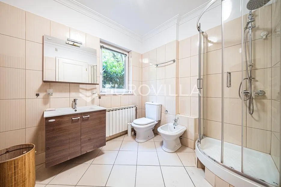 zagreb, goljak, prekrasan trosoban stan 120 m² s parkingom - slika 14