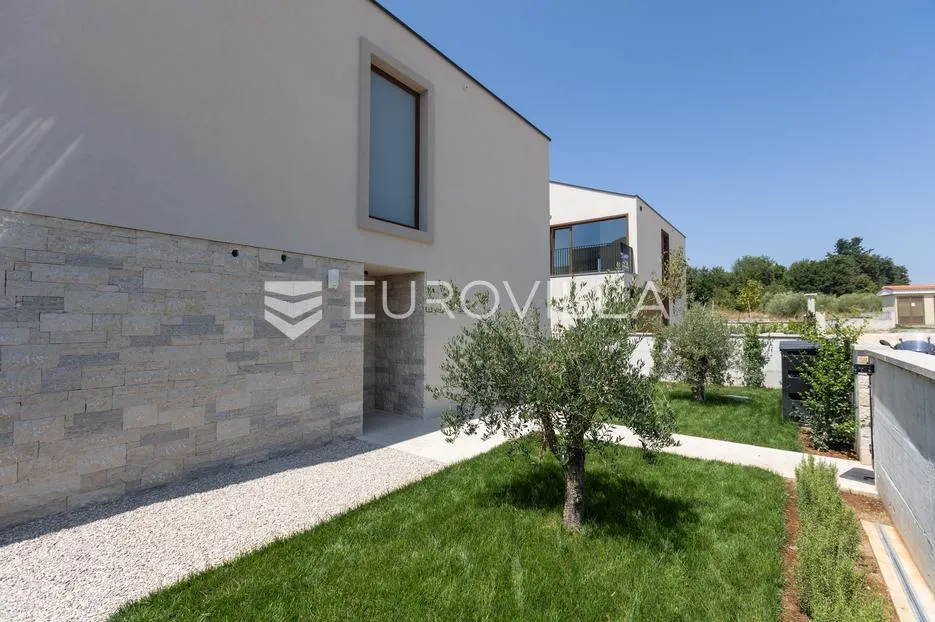 istra, tar, vabriga, luksuzna vila s bazenom i pogledom na more - slika 10