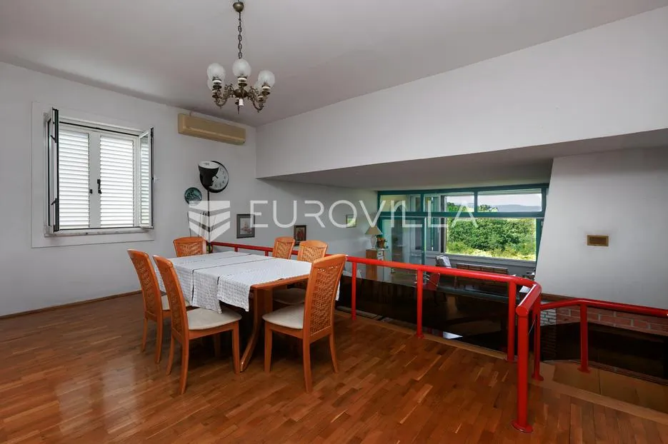 otok krk, njivice, unikatna kamena vila 1.red do mora brp 300 m2 - slika 9