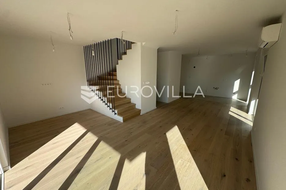 matulji, pavlovac, novogradnja, troetažni četverosoban stan 148 m² s pogledom na more - slika 3