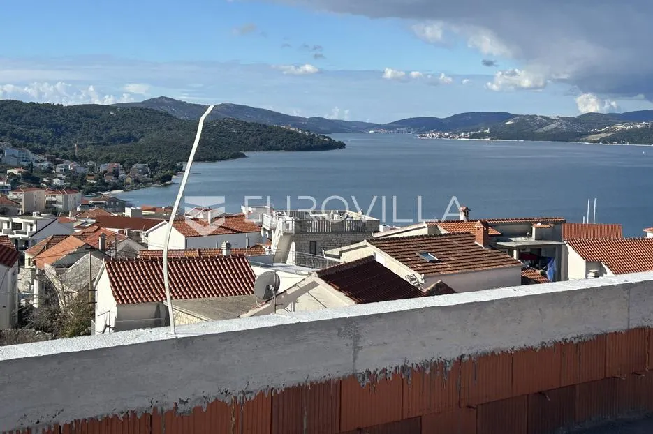 trogir, okrug gornji, apartman s5 na drugom katu površine od 76 m² s krovnom terasom - slika 19