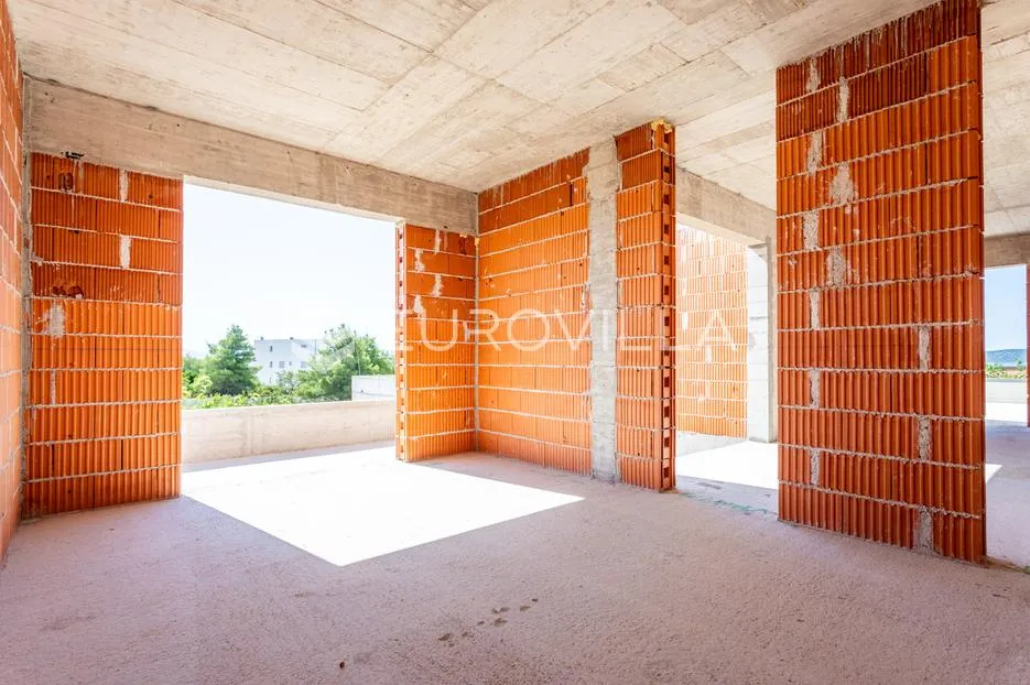 vodice, prekrasna i prostrana vila s bazenom, 730,25 m² - slika 30