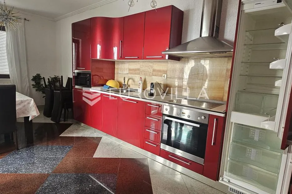 ičići, najam, luksuzan stan s pogledom na more, grijani bazen, garaža, 170 m2 - slika 3