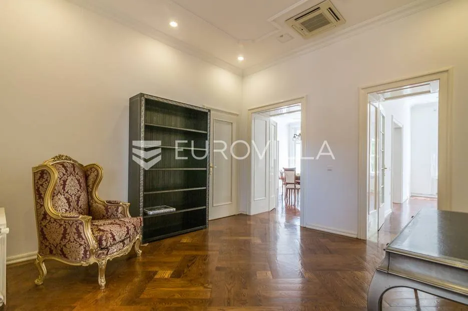 zagreb, centar, zrinjevac luksuzno uređen, reprezentativan četverosoban stan, 160 m² - slika 17