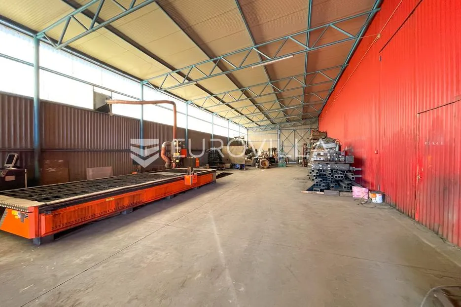 donji miholjac, industrijska zona, najam industrijske hale površine 1.255 m² - slika 3