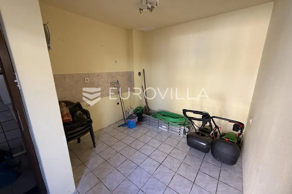osijek, bosutsko naselje, prodaje se kuća katnica, 290 m2 - slika 31
