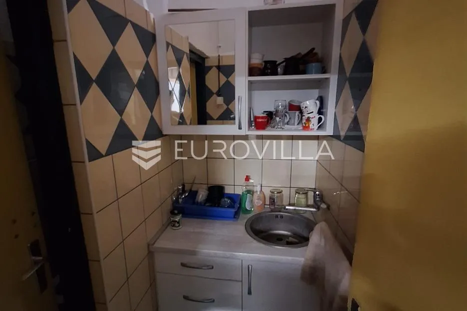 karlovac, centar, poslovni prostor 1100 m2, skladište - proizvodnja - slika 12