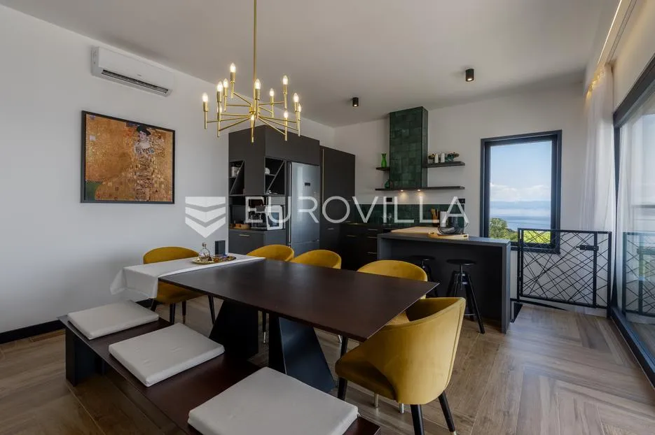 istra, okolica labina, prekrasna villa očaravajućeg pogleda na kvarner na izoliranoj lokaciji - slika 12