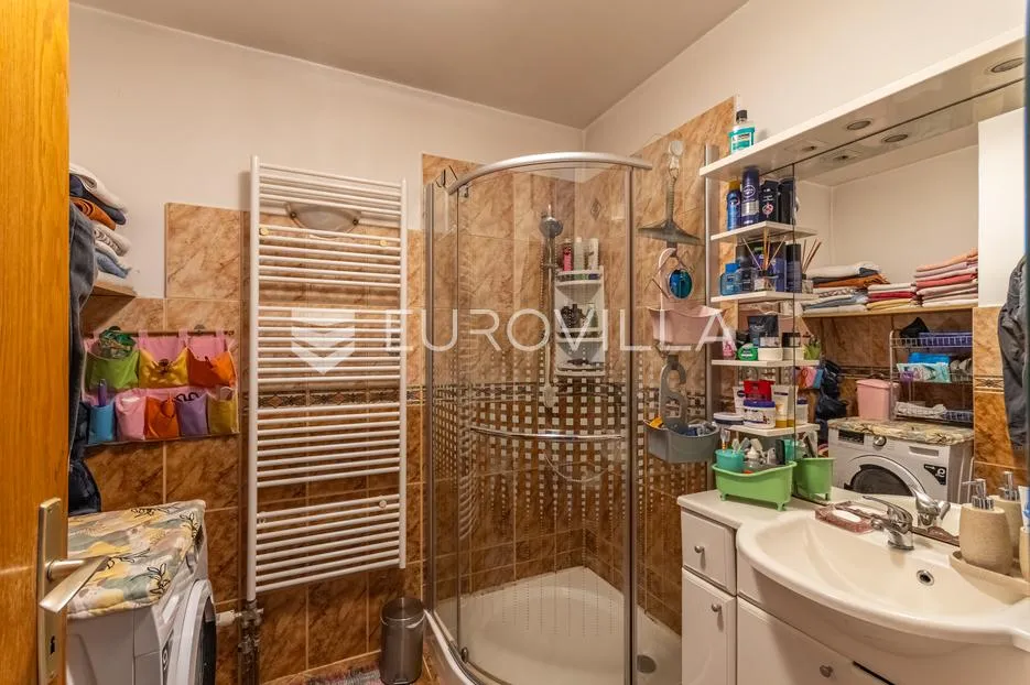 varaždin, bronx, trosoban stan površine 76,3 m² - slika 6