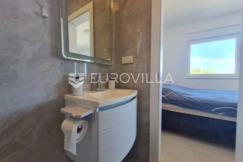 vir, atraktivan dvoetažni apartman s 3 spavaće sobe i pogledom na more - slika 47