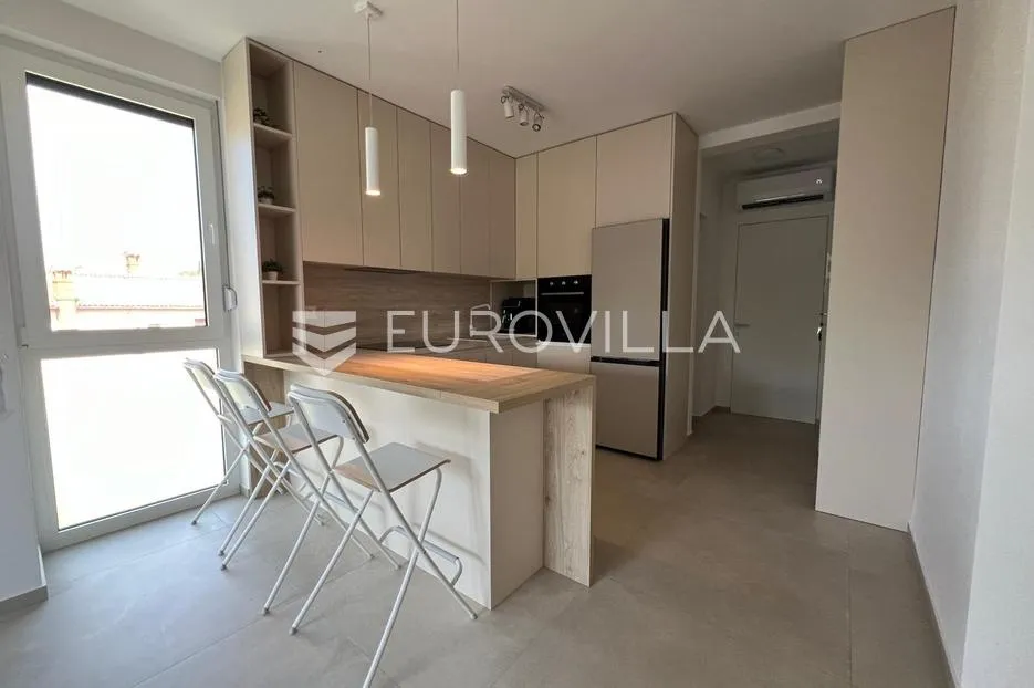 istra, pula, predivan moderan stan u novogradnji 70 m² s dvije spavaće sobe, dugoročni najam - slika 2