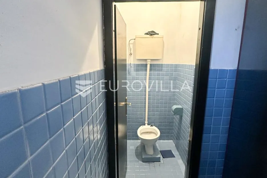 vukovar, centar, proizvodno, skladišni kompleks 2370 m² na 3 etaže - slika 14