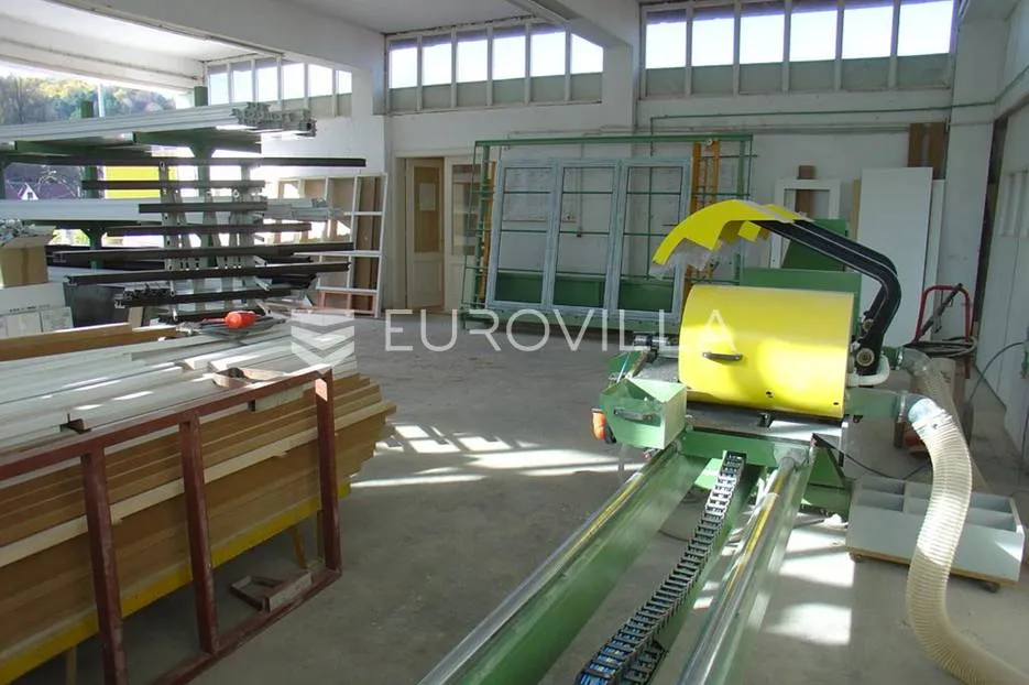 hrvatska kostajnica, industrijsko, proizvodno, uredska hala 914,29 m² na parceli 1417 m² - slika 4
