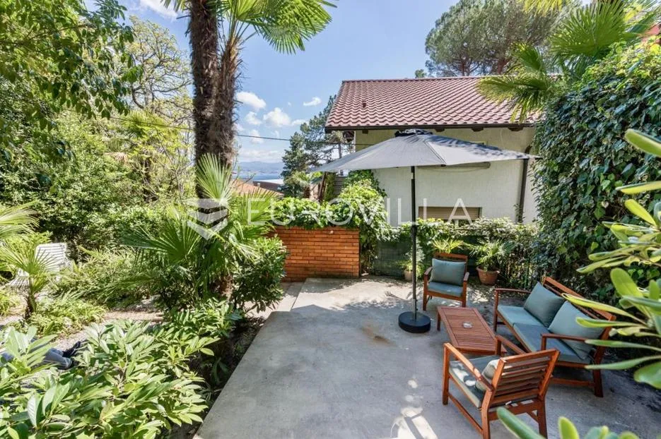 opatija, centar, prekrasna etaža kuće 141 m² u vili iz talijanskog doba - slika 2