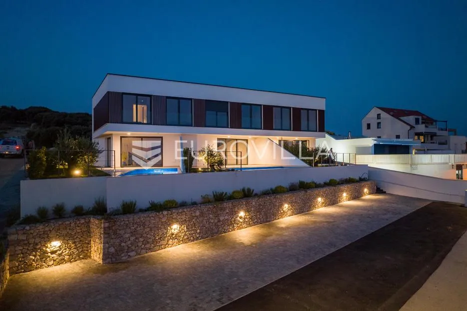 pag, mandre, trosoban stan u luksuznoj vili s privatnim bazenom i pogledom na more 130 m² - slika 26