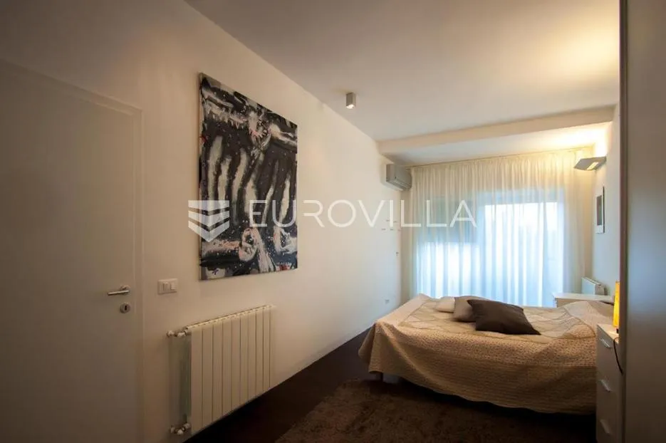 istra, pula, stan 110 m², odmah useljiv - slika 16