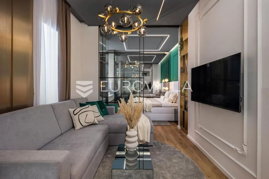 rijeka, centar, novouređen luksuzan stan nkp 105 m2 s tri apartmana - slika 3