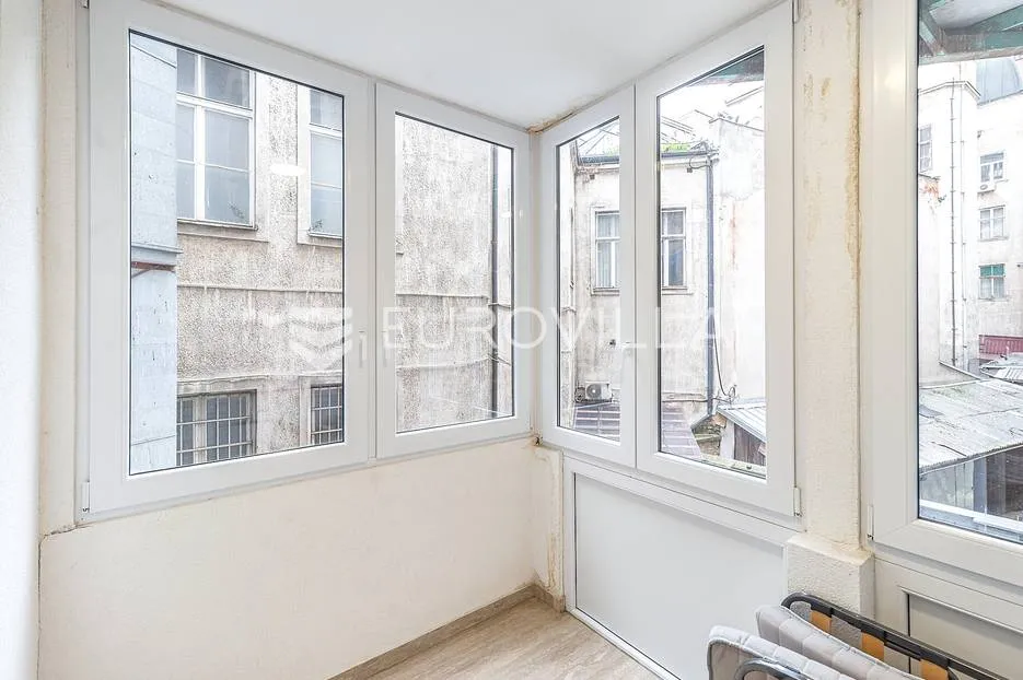 zagreb, strogi centar, predivan trosoban stan za najam, 105 m² - slika 12