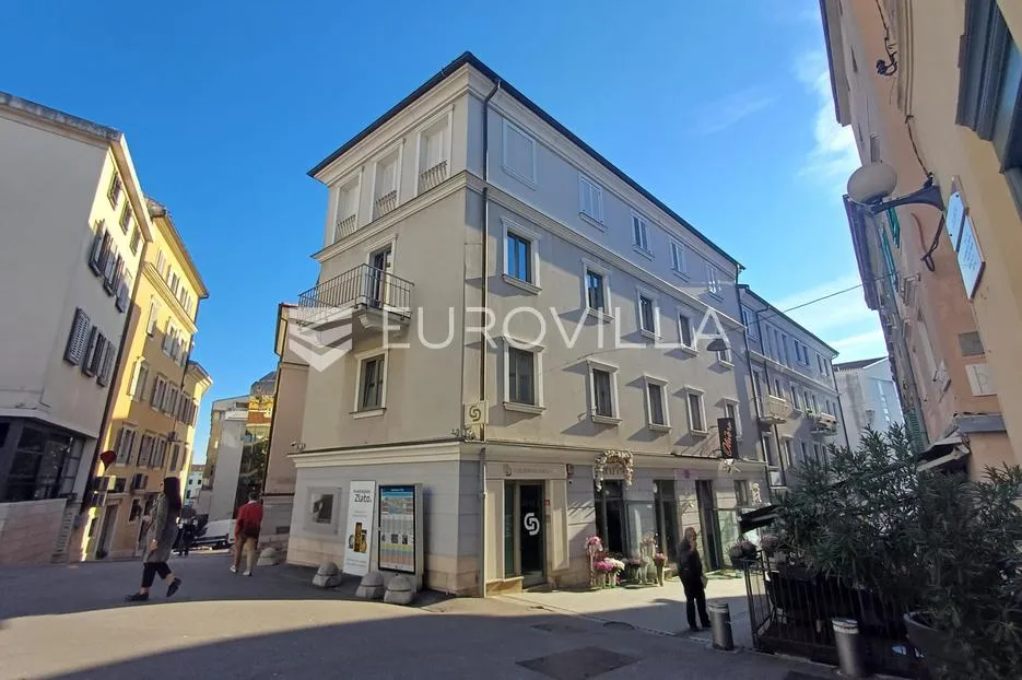 rijeka, centar, idealna investicija, dvosoban stan 60 m² u zgradi s liftom - slika 8