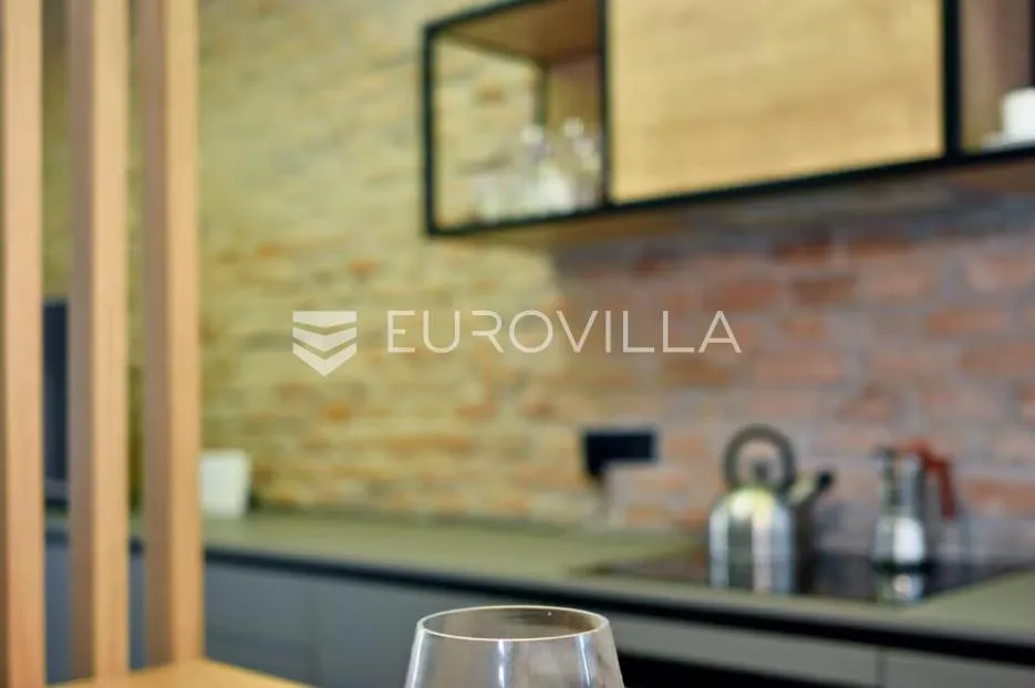 zagreb, centar, trg bana jelačića, uređeni dvosobni stan 45 m² - slika 6