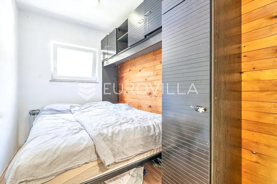 zagreb, kraljevec, dvojna kuća sa 3 stana, 264 m² - slika 10