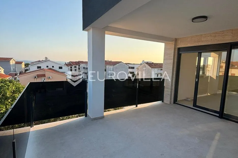 zadar, privlaka, luksuzno opremljen penthouse 165,88 m² s pogledom na more - slika 18