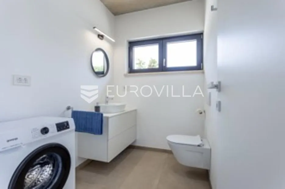 istra, smoljanci, kvalitetna i moderna samostojeća kuća, 208 m², grijani bazen 40 m² - slika 57