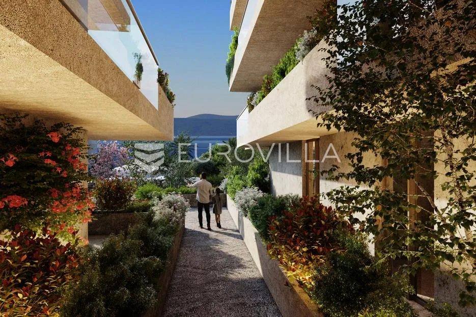 split, terase podstrana | trosoban stan s terasom na drugoj etaži - slika 5