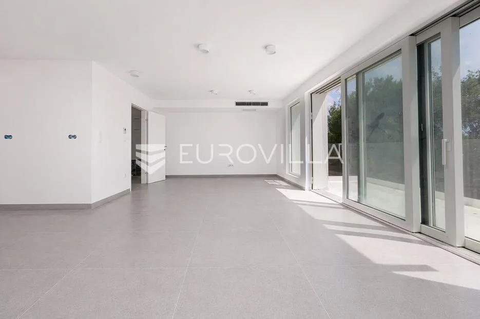 opatija privé, ekskluzivan trosoban stan 86 m², bazen, teretana - slika 13