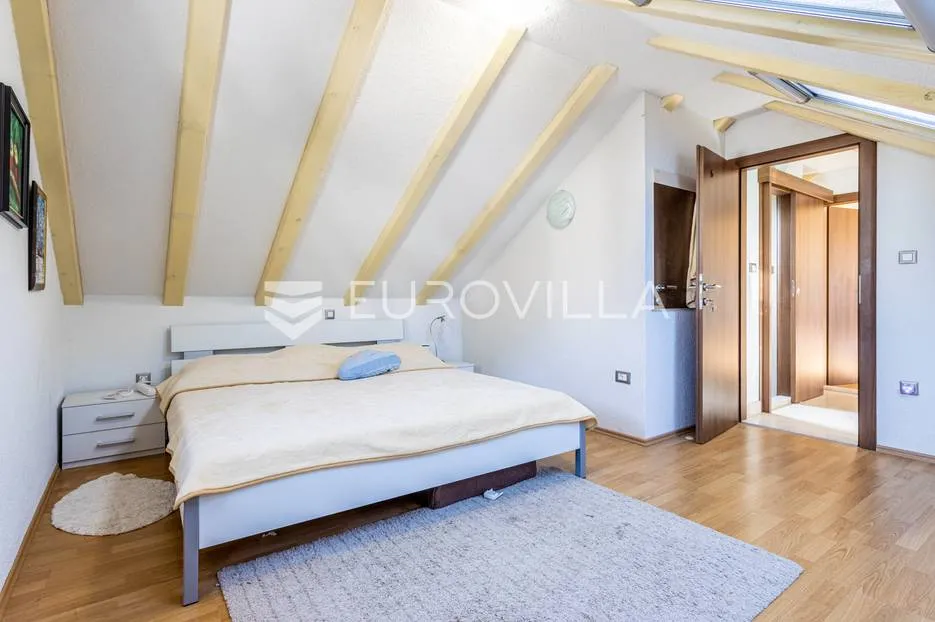 brač, bol, samostojeća apartmanska kuća s pogledom na more - slika 16