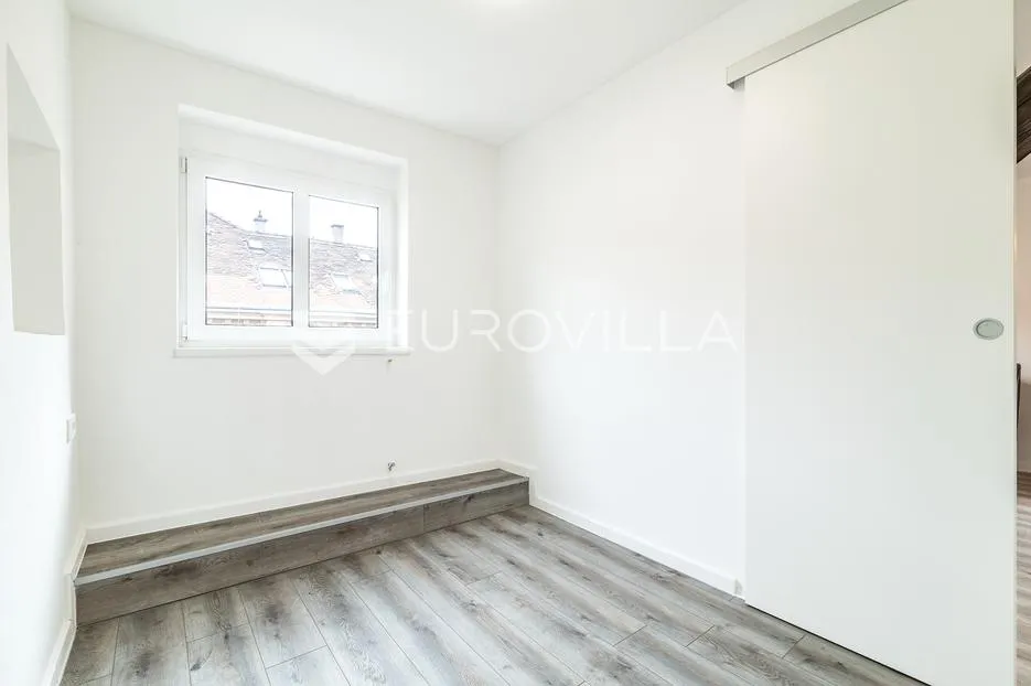 zagreb, donji grad, adaptiran dvosoban stan 33 m² na 3. katu - slika 3