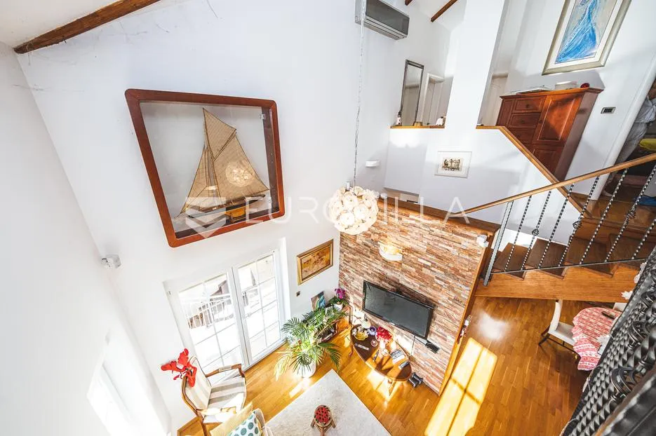 zagreb, gračani, prekrasna obiteljska kuća tlocrtne površine 238 m² - slika 17