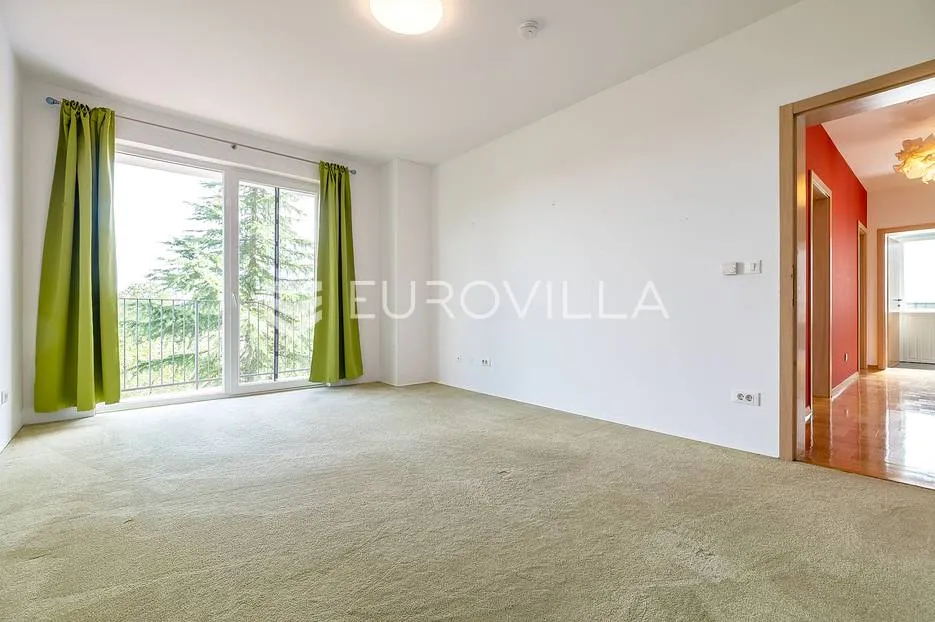 zagreb, maksimir, samostojeća vila s duplom garažom i 4 sobe 1500 m² dvoriše - slika 6