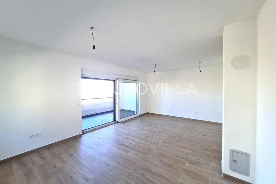 vir, luksuzan apartman u prizemlju s vrtom i pogledom na more - slika 11