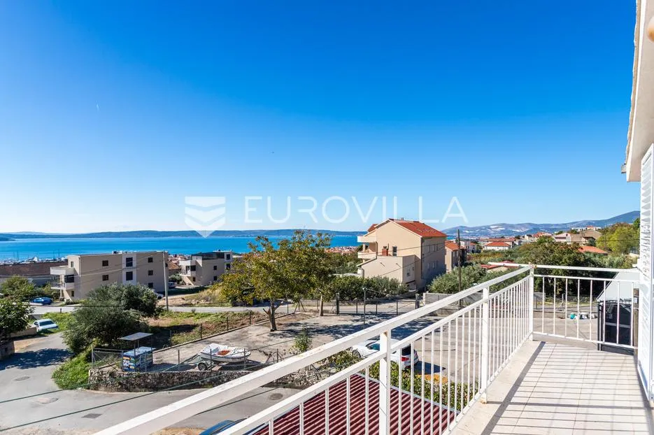 kaštel sućurac, kuća s tri stambene jedinice - slika 9