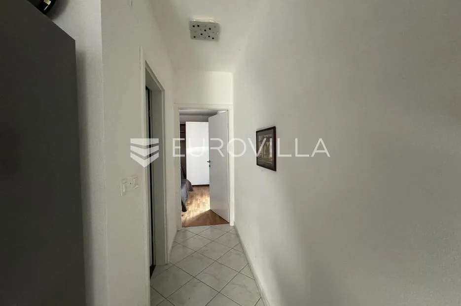 istra, pješčana uvala, stan u prizemlju sa vrtom, 300 m od mora - slika 6