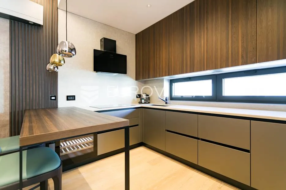 maksimir, luksuzan četverosoban stan 177 m² - slika 4
