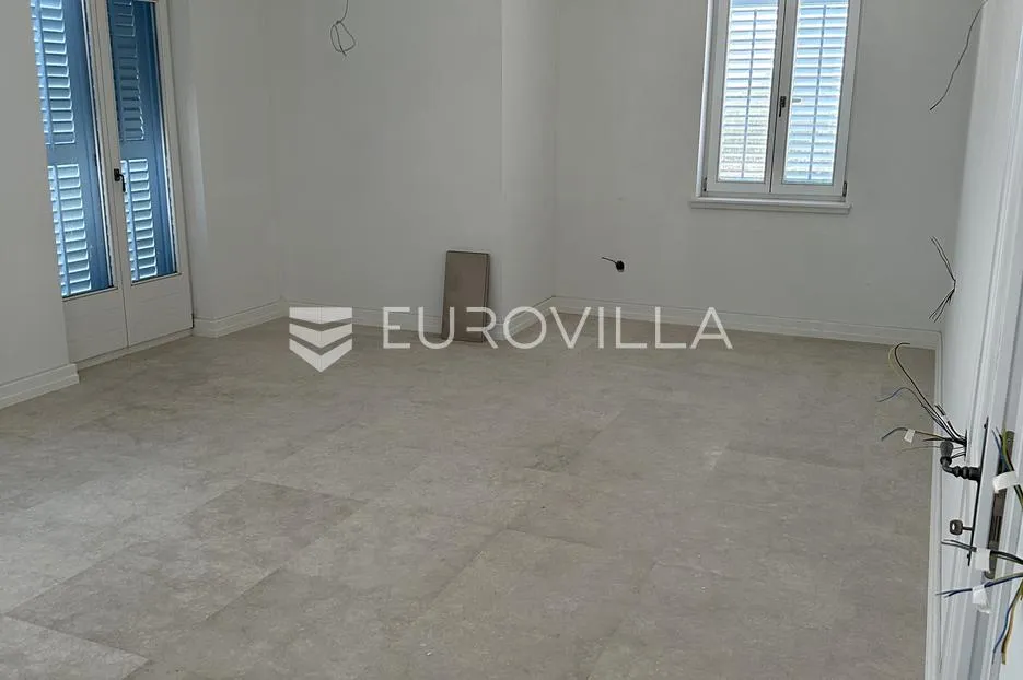 otok pašman, dobropoljana, klasična kamena vila u prvom redu do mora - slika 22