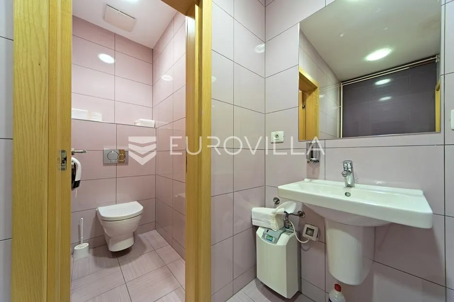 osijek, centar, uređen poslovni ured za najam, 374 m², novogradnja - slika 16