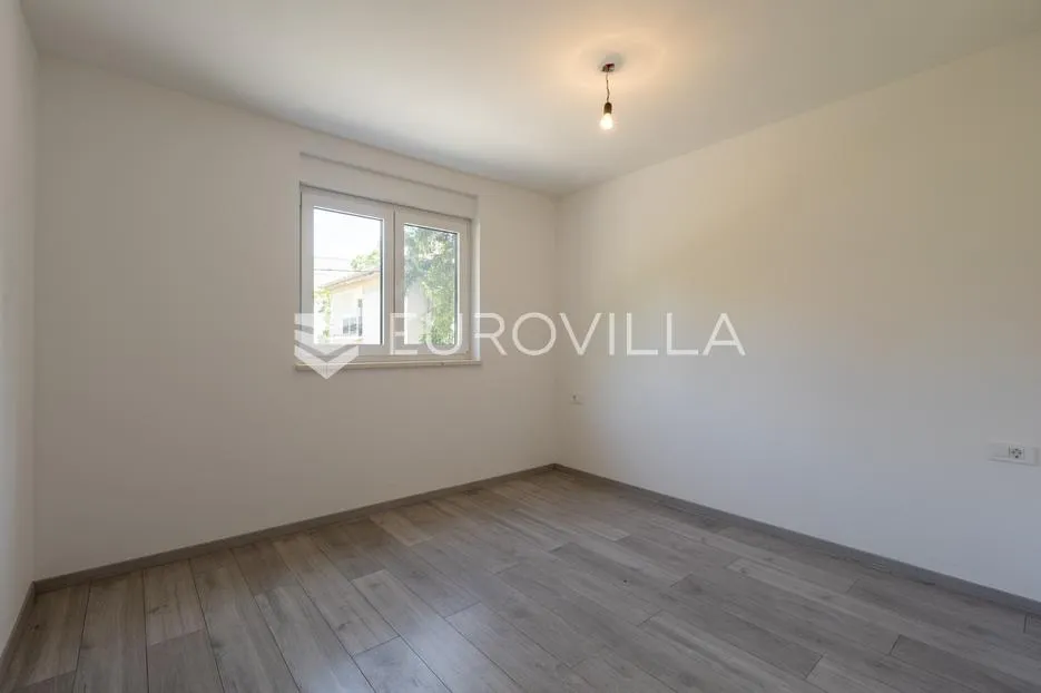 istra, pula, novogradnja, centar grada - slika 6