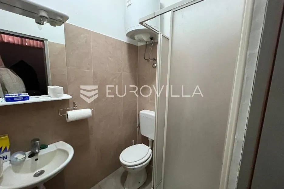 istra, pula, dvosobni stan 56 m² - slika 5