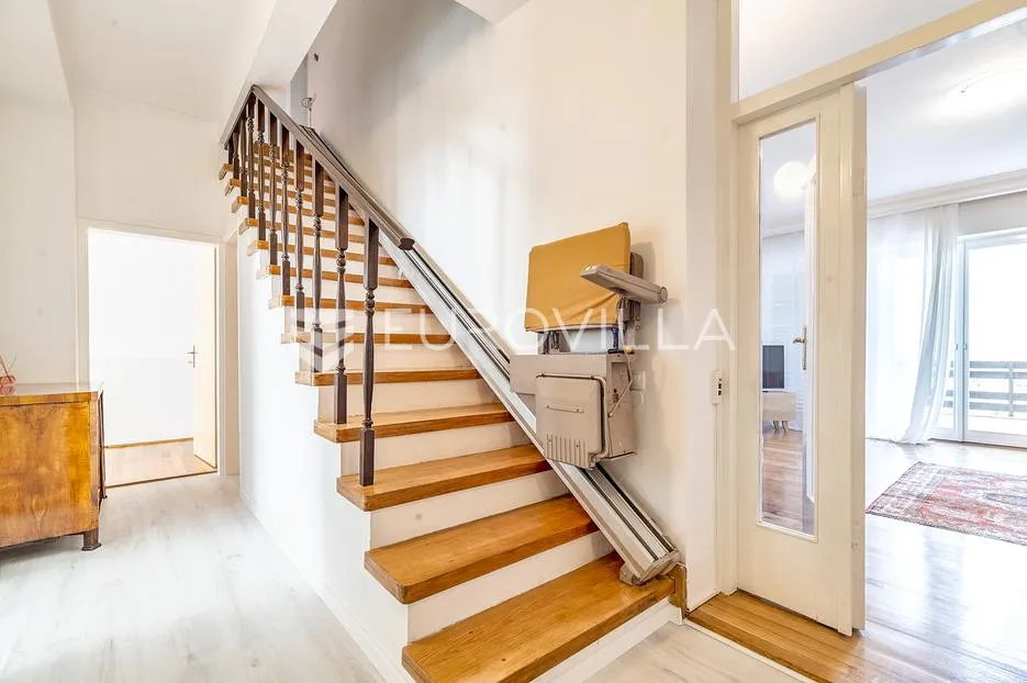 zagreb, sveti duh, komforan četverosoban stan, 228.18 m² s prekrasnim pogledom - slika 6