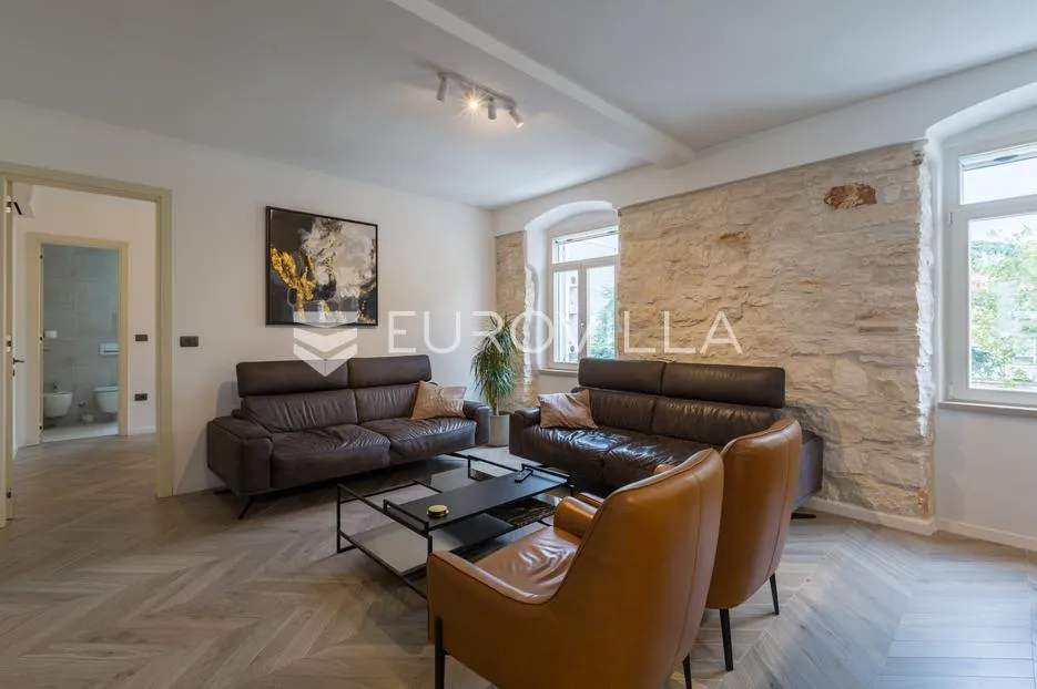 istra, pula, potpuno renovirana austrougarska villa u srcu pule - slika 7
