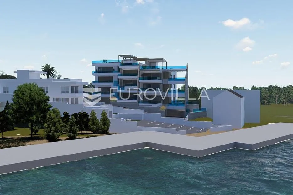 grebaštica, luksuzan stan s bazenom i pogledom na more, drugi red do mora, 110,69 m² - slika 2
