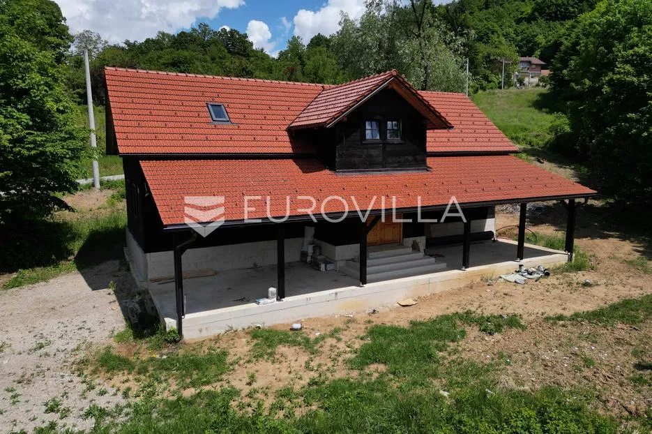 samobor, grdanjci, prostrana kuća 180 m² na zemljištu površine 2127 m² - slika 2